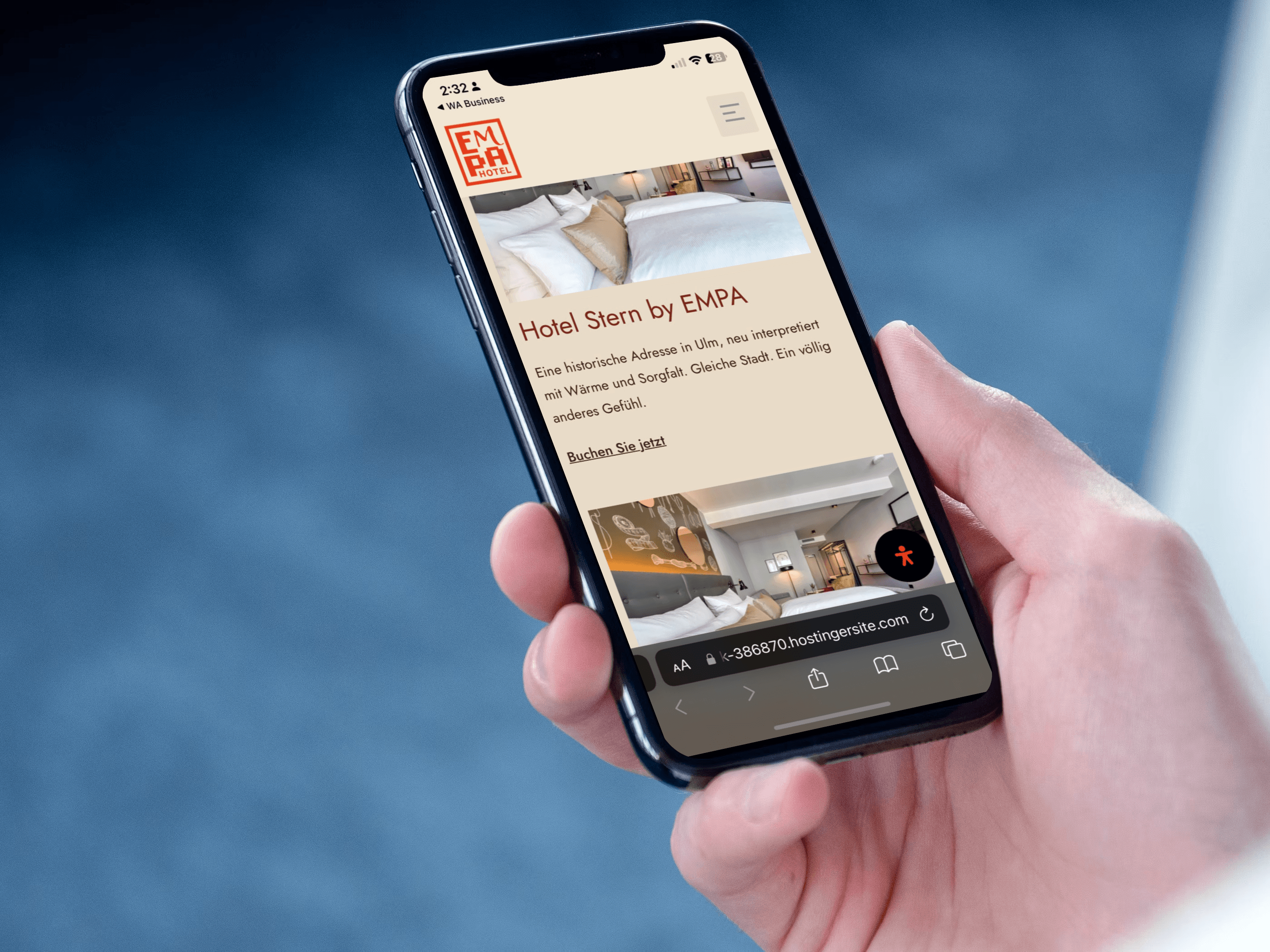 iphone-hand-psd-mockup.png